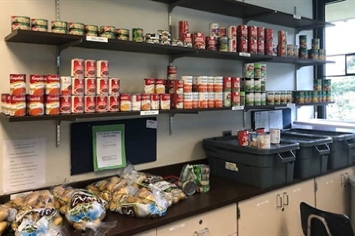 Naugatuck Valley Community College Food Pantry Keeping Up with Demand by Collaborating with United Way and the Connecticut Community Foundation
