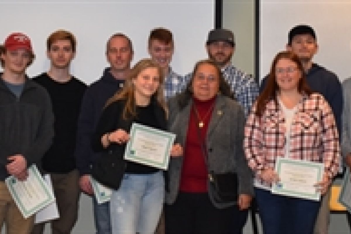 NVCC Presidential Awards Ceremony Honors Advanced Manufacturing Technology Students