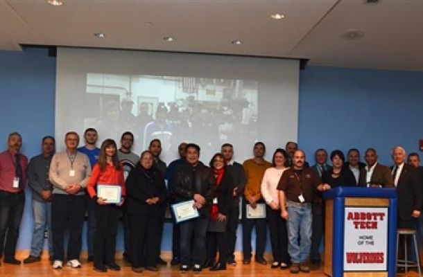 NVCC Recognizes First Class in Advanced Manufacturing Technology from Abbott Tech