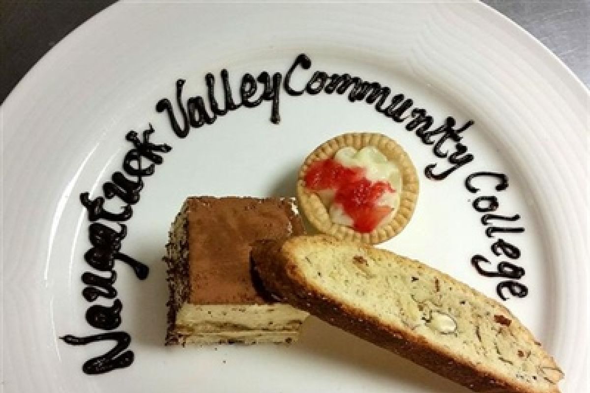 NVCC Luncheon Offers a Sweet Taste of Tuscany